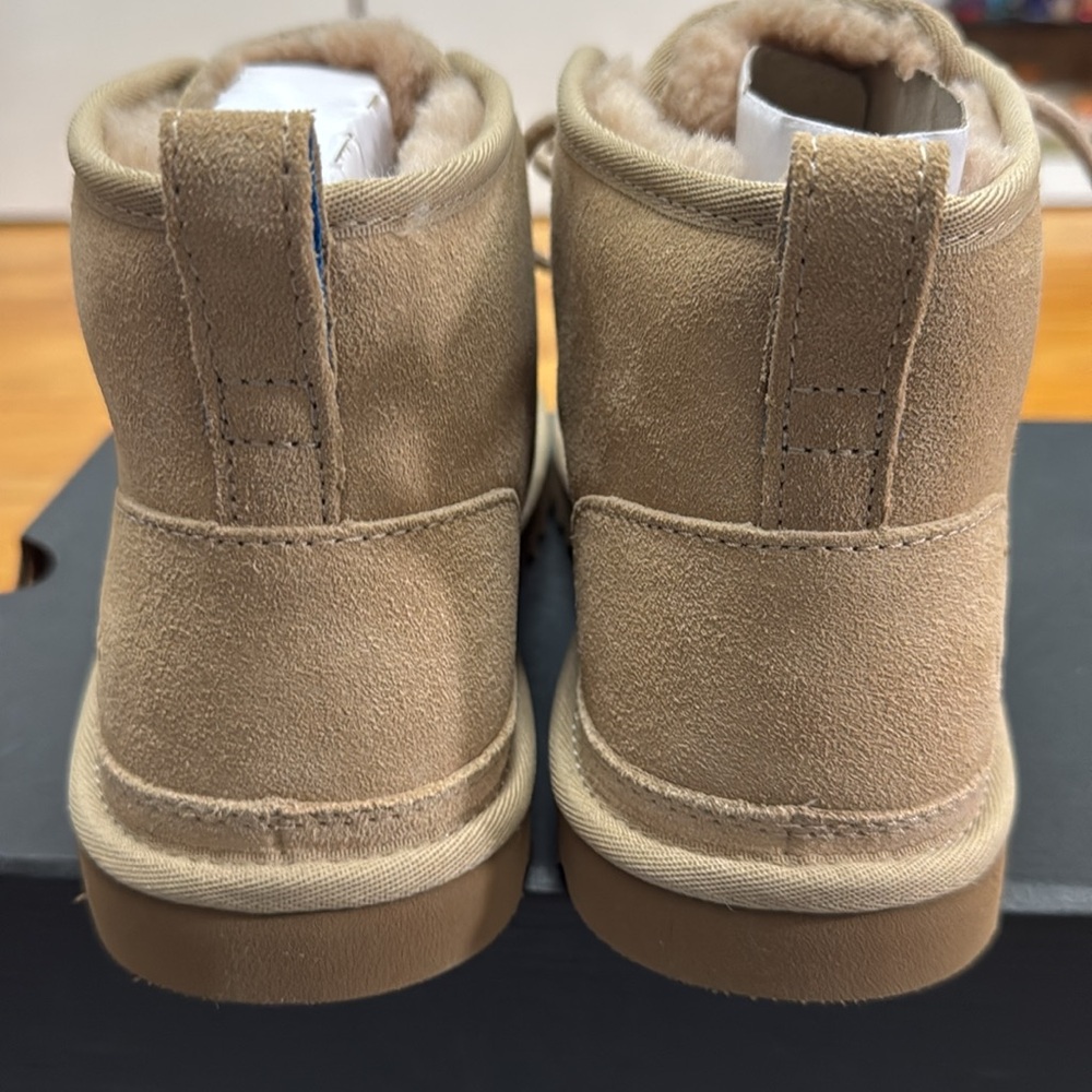 UGG Classic Boots - Chestnut - Picture 4 of 7